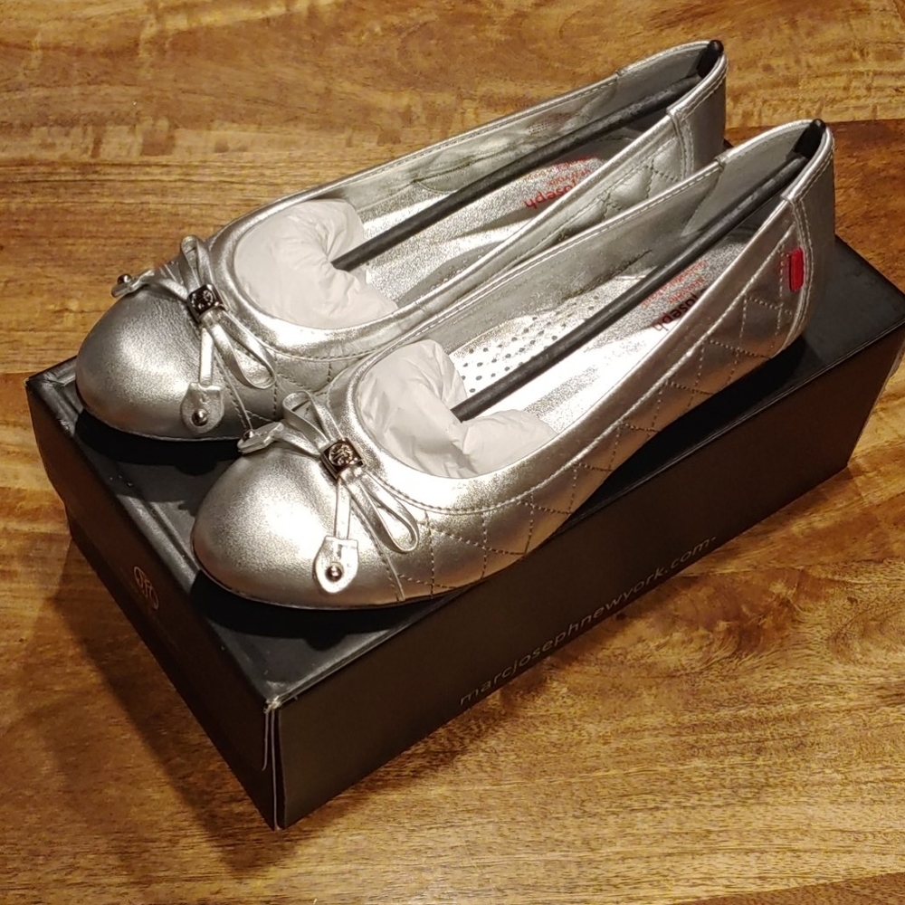 NIB Marc Joseph New York Flats size 6.5